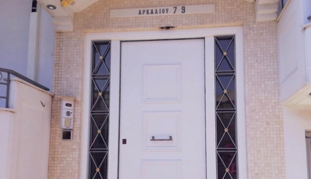 Piraeus Lux Secret Apartment Exterior photo